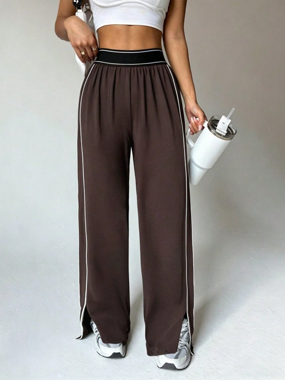 Rust Brown Loose Fit Straight Leg Women's Sweatpants with Pockets